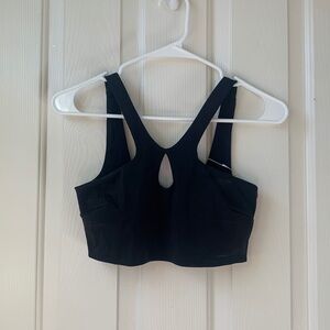 Lululemon SmoothCover Front cut Yoga bra top Black size 4